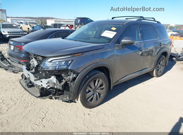 5N1DR3BA9SC296695 2025 NISSAN PATHFINDER Серый Передняя левая четверть