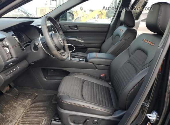 5N1DR3BD7SC260367 2025 NISSAN PATHFINDER Black 