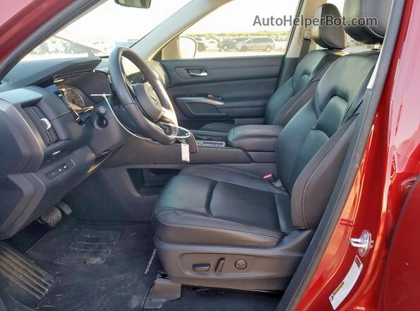 5N1DR3CA3PC211016 2023 NISSAN PATHFINDER Красный Вид салона спереди