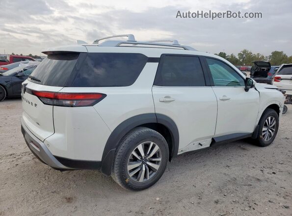 5N1DR3CA5PC213639 2023 NISSAN PATHFINDER White Trasero derecho