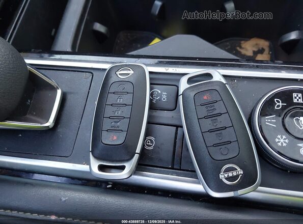 5N1DR3CD6PC266876 2023 NISSAN PATHFINDER Gray Dashboard view