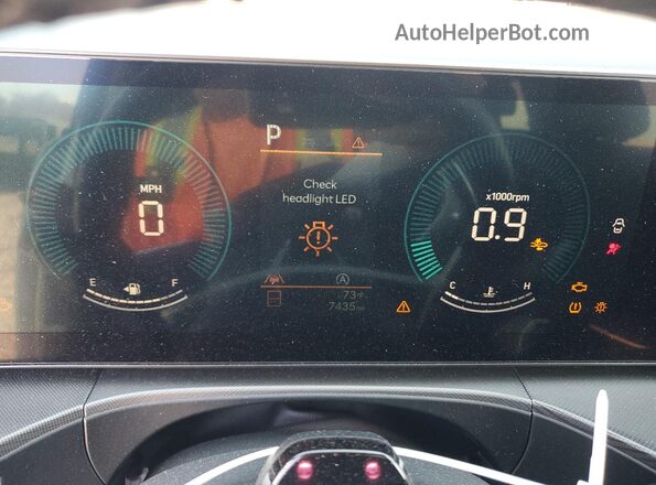 5NMP24GL9SH133620 2025 HYUNDAI SANTA White ხელსაწყოთა პანელის ხედი