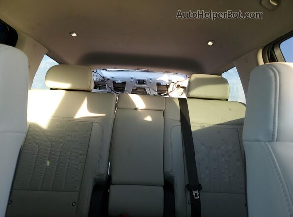 5NMP2DG1XSH044752 2025 HYUNDAI SANTA White Vista de los asientos traseros