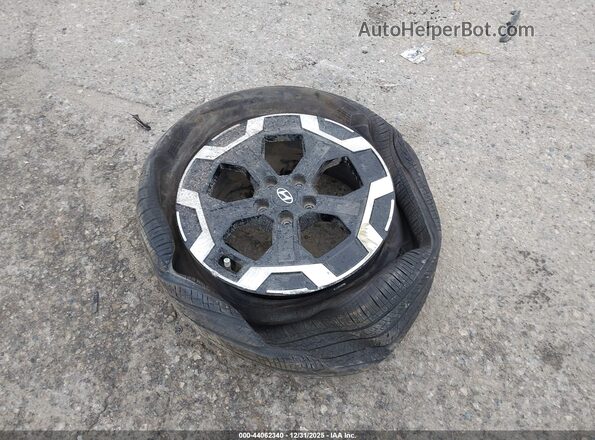 5NMP3DGL8RH040269 2024 HYUNDAI SANTA FE Silver ხელსაწყოთა პანელის ხედი