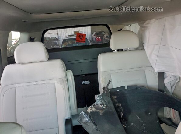 5NMP5DG19RH012182 2024 HYUNDAI SANTA FE CALLIGRAPHY Gray Rear seats view