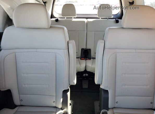 5NMP5DGLXRH044785 2024 HYUNDAI SANTA FE CALLIGRAPHY Зеленый Вид задних сидений
