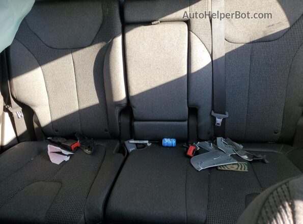 5NMS33AD0LH246411 2020 HYUNDAI SANTA Silver Rear seats view