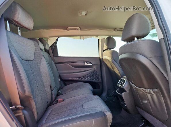 5NMS33AD5LH222430 2020 HYUNDAI SANTA White Вид задньої частини салону