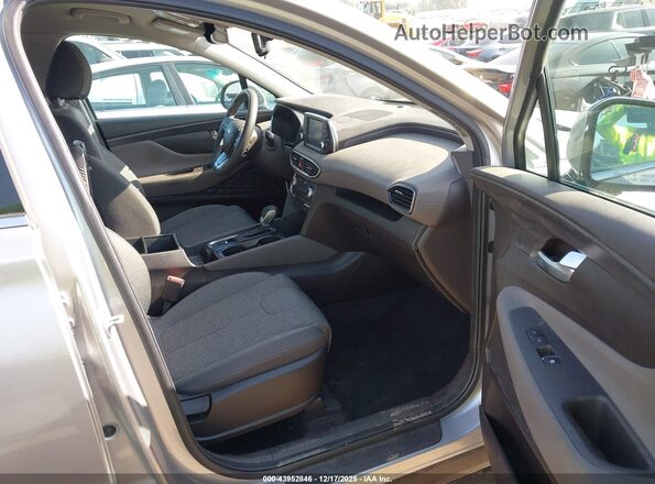 5NMS3CAD9LH205906 2020 HYUNDAI SANTA FE Серебряный Вид салона спереди