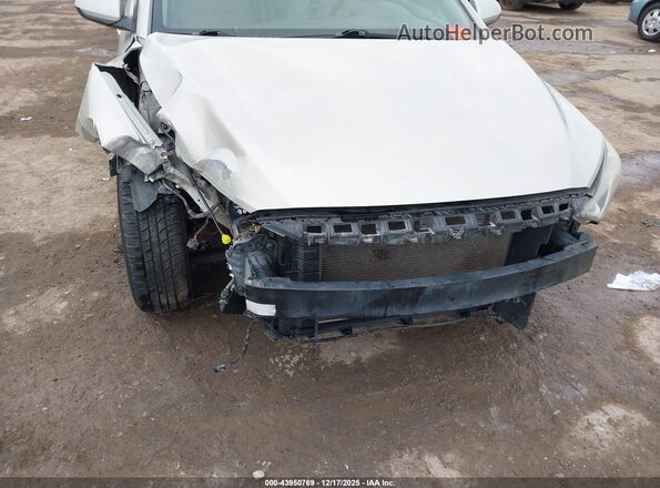 5NPD74LF1HH101700 2017 HYUNDAI ELANTRA Beige Widok z przodu