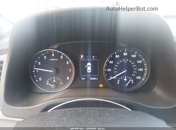 5NPD84LF0JH339914 2018 HYUNDAI ELANTRA White Vista de los asientos traseros