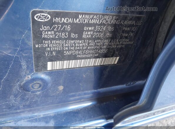 5NPD84LF6HH014856 2017 HYUNDAI ELANTRA Blue ძრავის განყოფილების ხედი