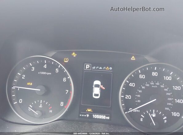 5NPD84LF7HH098167 2017 HYUNDAI ELANTRA Black Widok tylnych siedzeń