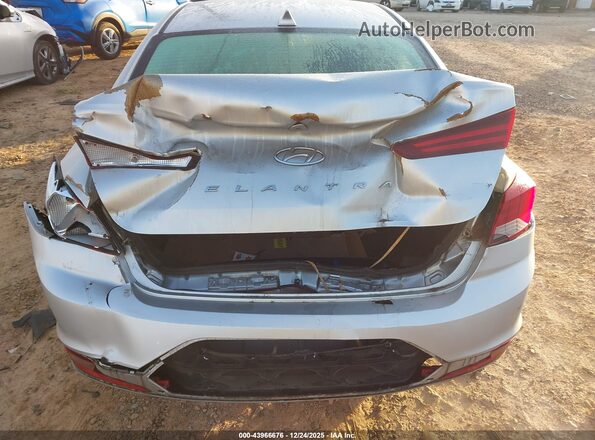 5NPD84LF7KH427389 2019 HYUNDAI ELANTRA Silver 