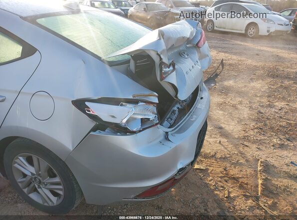 5NPD84LF7KH427389 2019 HYUNDAI ELANTRA Silver Widok z przodu