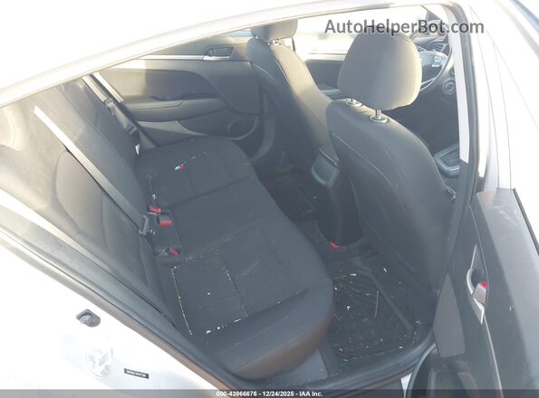 5NPD84LF7KH427389 2019 HYUNDAI ELANTRA Silver Widok naklejki z numerem VIN