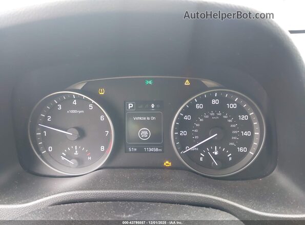 5NPD84LF8HH164516 2017 HYUNDAI ELANTRA White Widok tylnych siedzeń