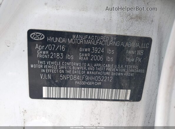 5NPD84LF9HH052212 2017 HYUNDAI ELANTRA White Շարժիչի բաժամունքի տեսք