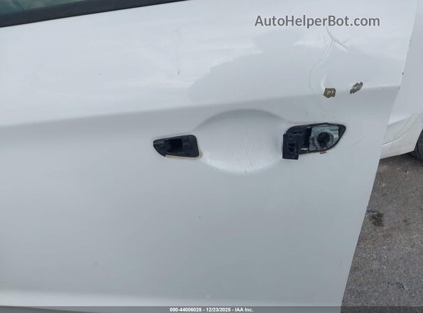 5NPD84LF9HH052212 2017 HYUNDAI ELANTRA White 