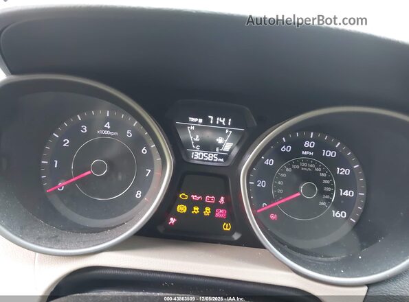 5NPDH4AE9GH717120 2016 HYUNDAI ELANTRA Black Вид задніх сидінь