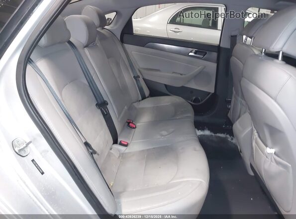 5NPE34AF4HH525665 2017 HYUNDAI SONATA Серебряный Вид наклейки с VIN-кодом