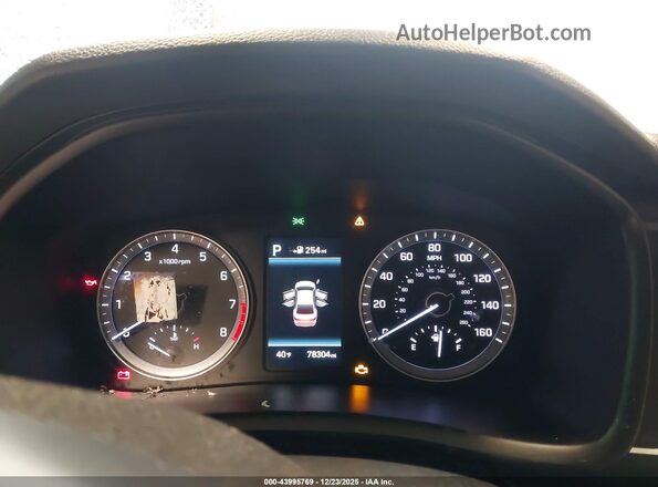 5NPE34AF7JH670088 2018 HYUNDAI SONATA Silver Вид задніх сидінь