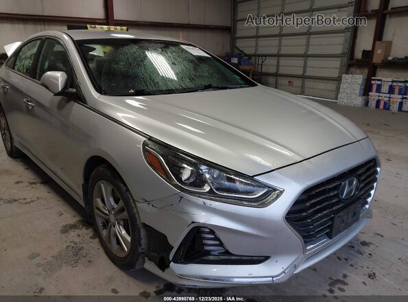 5NPE34AF7JH670088 2018 HYUNDAI SONATA Silver Вид спереду