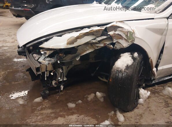 5NPEF4JA9MH079793 2021 HYUNDAI SONATA White Widok z przodu