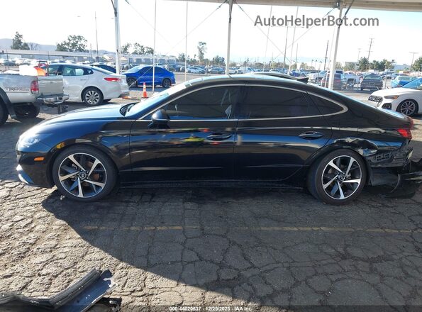 5NPEJ4J23MH083989 2021 HYUNDAI SONATA Black Սալոնի 360 աստիճան տեսք