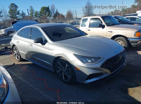 5NPEJ4J27MH064748 2021 HYUNDAI SONATA Gray Вид задньої частини салону