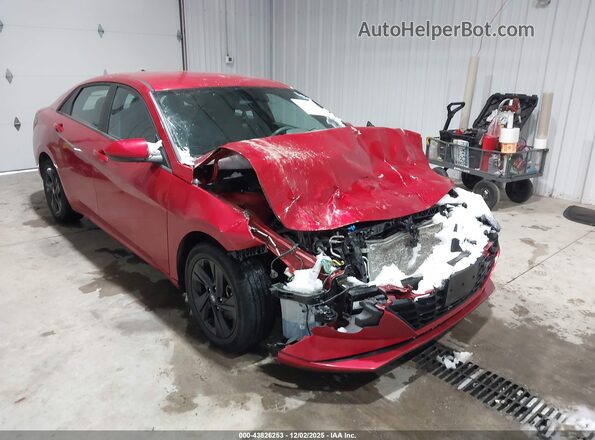 5NPLM4AG2MH048516 2021 HYUNDAI ELANTRA Red Դիմացի տեսք