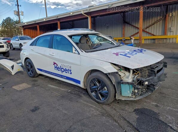 5NPLM4AG2NH079489 2022 HYUNDAI ELANTRA Белый Передняя правая четверть