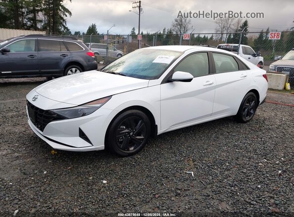 5NPLM4AG7NH053129 2022 HYUNDAI ELANTRA White Przód lewy