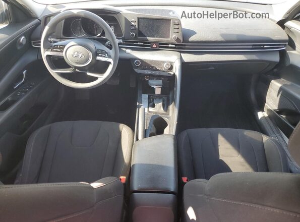 5NPLM4AG7NH080136 2022 HYUNDAI ELANTRA White Dashboard view
