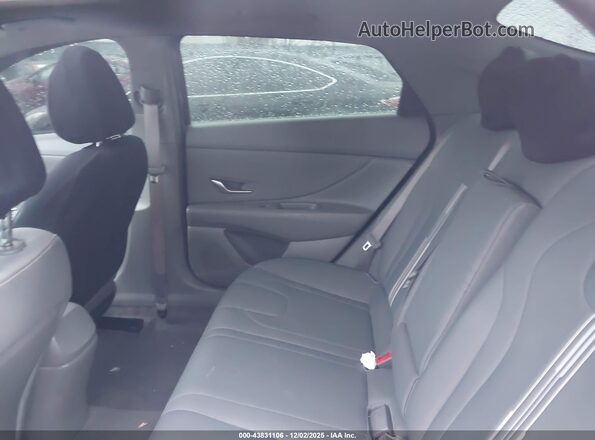 5NPLN4AG4NH075313 2022 HYUNDAI ELANTRA Черный Вид наклейки с VIN-кодом