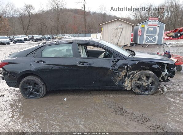 5NPLS4AG0NH079903 2022 HYUNDAI ELANTRA Black 360 interior view