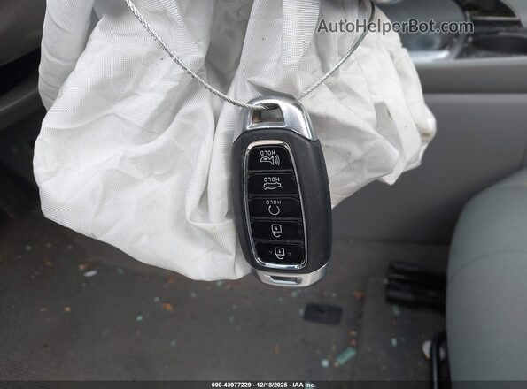 5NPLS4AG0NH079903 2022 HYUNDAI ELANTRA Black Dashboard view