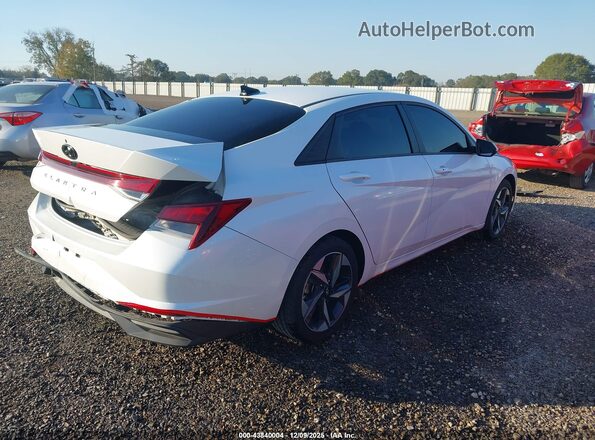 5NPLS4AG4PH097940 2023 HYUNDAI ELANTRA White Trasero derecho