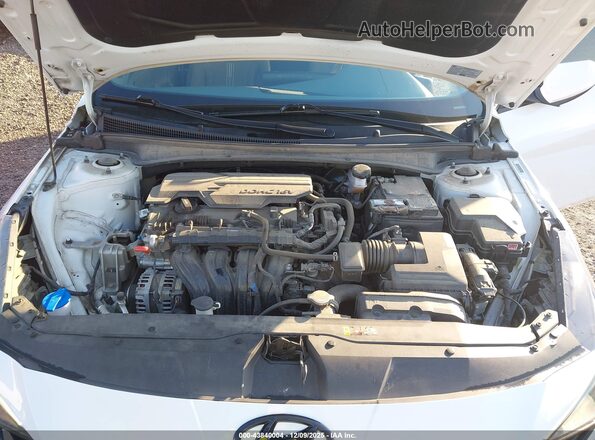 5NPLS4AG4PH097940 2023 HYUNDAI ELANTRA White Vista trasera