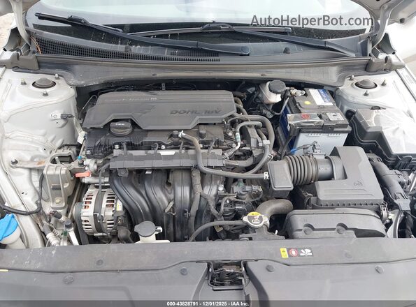5NPLS4AG8MH007409 2021 HYUNDAI ELANTRA Silver Հետևի տեսք