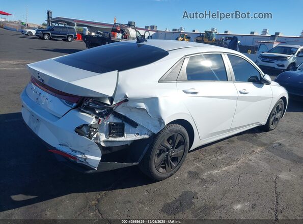 5NPLS4AG9NH080631 2022 HYUNDAI ELANTRA White Front view