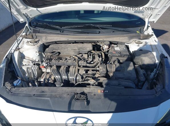 5NPLS4AG9NH080631 2022 HYUNDAI ELANTRA White Rear view