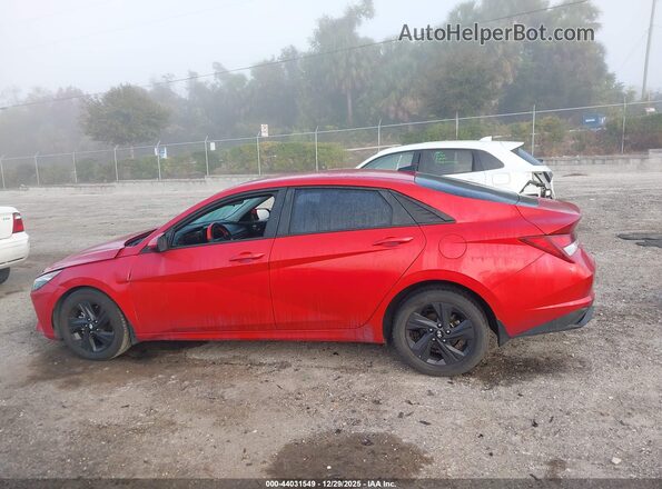 5NPLS4AGXNH059366 2022 HYUNDAI ELANTRA Red Vista interior de 360 grados
