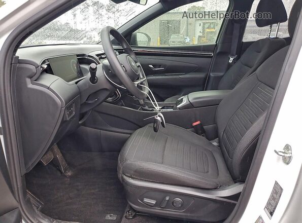 5NTJCDAE4NH014525 2022 HYUNDAI SANTA White Вид салону спереду