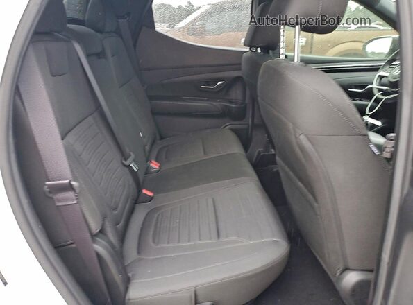 5NTJCDAE4NH014525 2022 HYUNDAI SANTA White Вид задніх сидінь