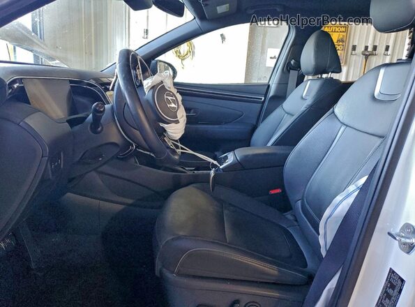 5NTJEDAFXNH029047 2022 HYUNDAI SANTA Белый Вид салона спереди