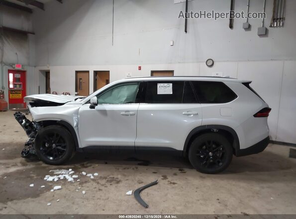 5TDAAAB54SS096392 2025 TOYOTA GRAND HIGHLANDER White Vista interior de 360 grados