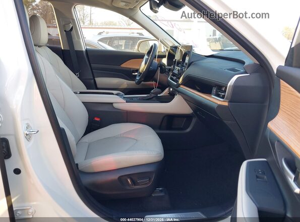 5TDACAB52TS071003 2026 TOYOTA LIMITED Белый Вид салона спереди
