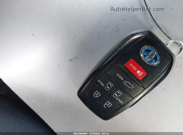 5TDCSKFC6PS107274 2023 TOYOTA SIENNA Черный Вид панели приборов