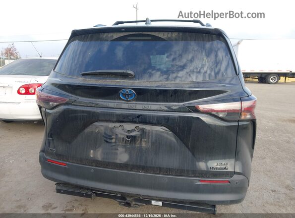 5TDCSKFC6PS107274 2023 TOYOTA SIENNA Черный 